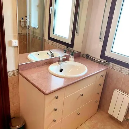 Duplex Con Piscina Y Padel A 200m De La Playa Apartment *